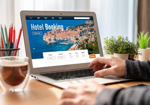 online-hotel-accommodation-booking-website-provide-modish-reservation-system_31965-57303